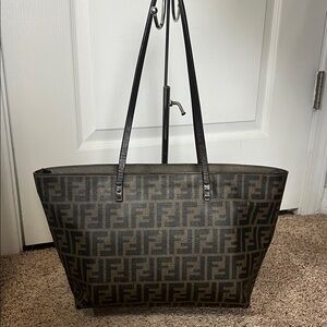 3448 Fendi Black and Brown Logo Tote
